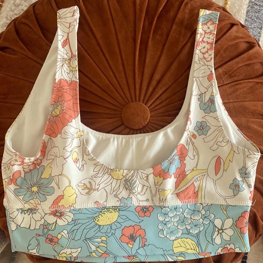 NWOT F21 Floral Sports Bra S - Picture 7 of 7